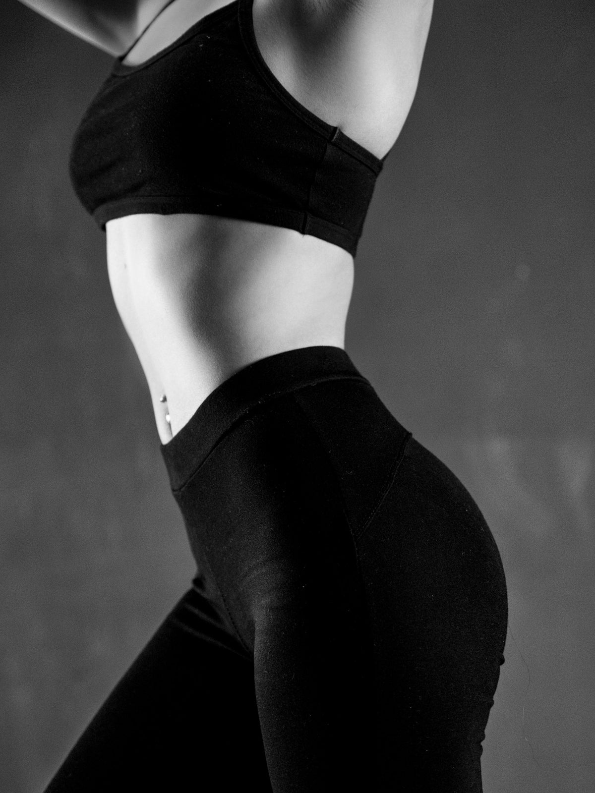 Black high-waisted legging